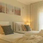 Wicalia Shortstays * Mem Martins