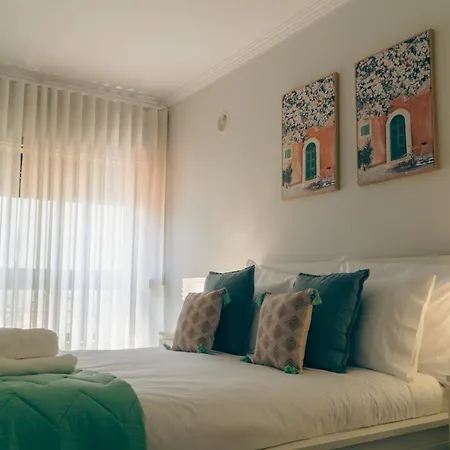 Wicalia Shortstays * Mem Martins